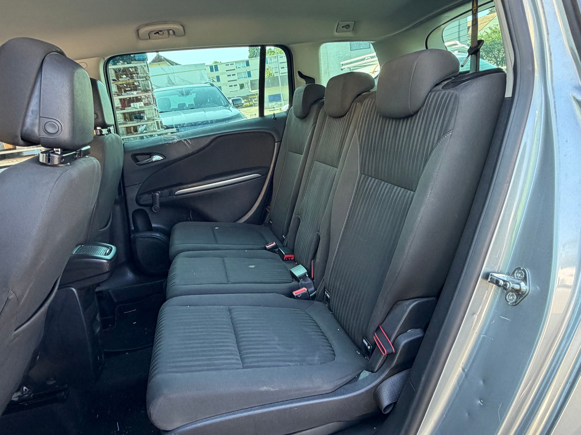 OPEL Zafira Tourer 1.4i 16V Cosmo-image-9