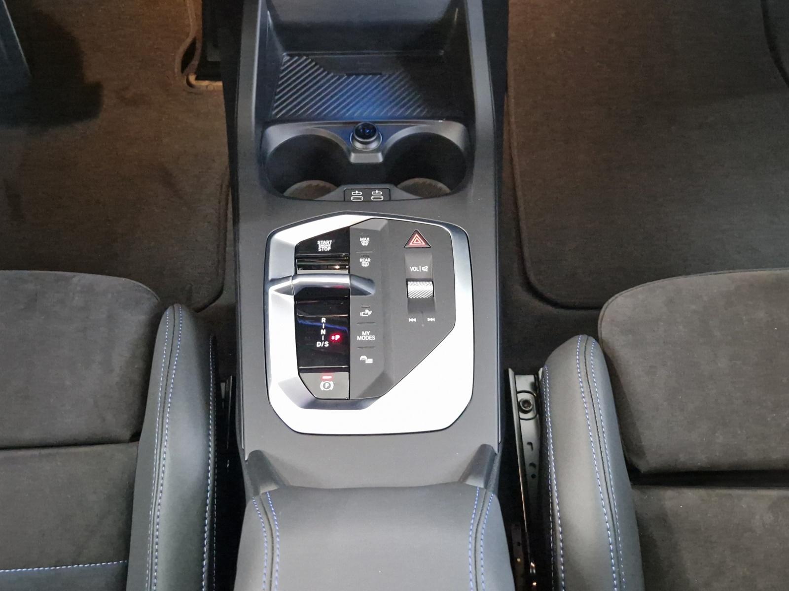 BMW 123 xDrive-image-20