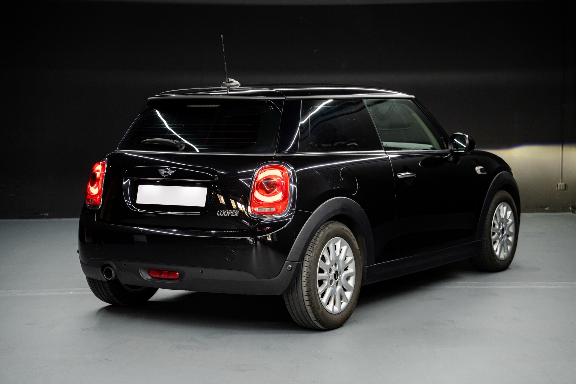 MINI Cooper-image-3