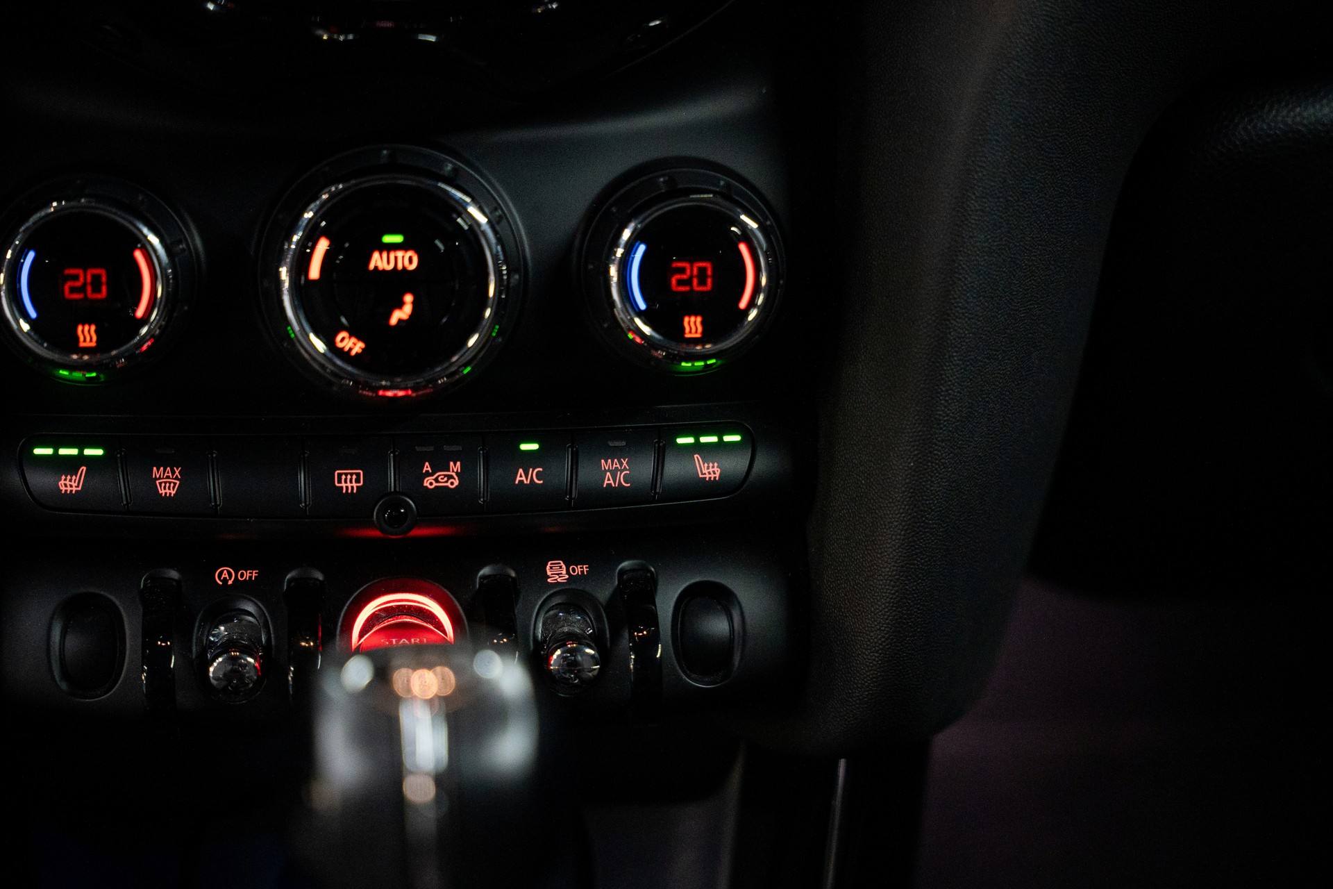 MINI Cooper-image-13