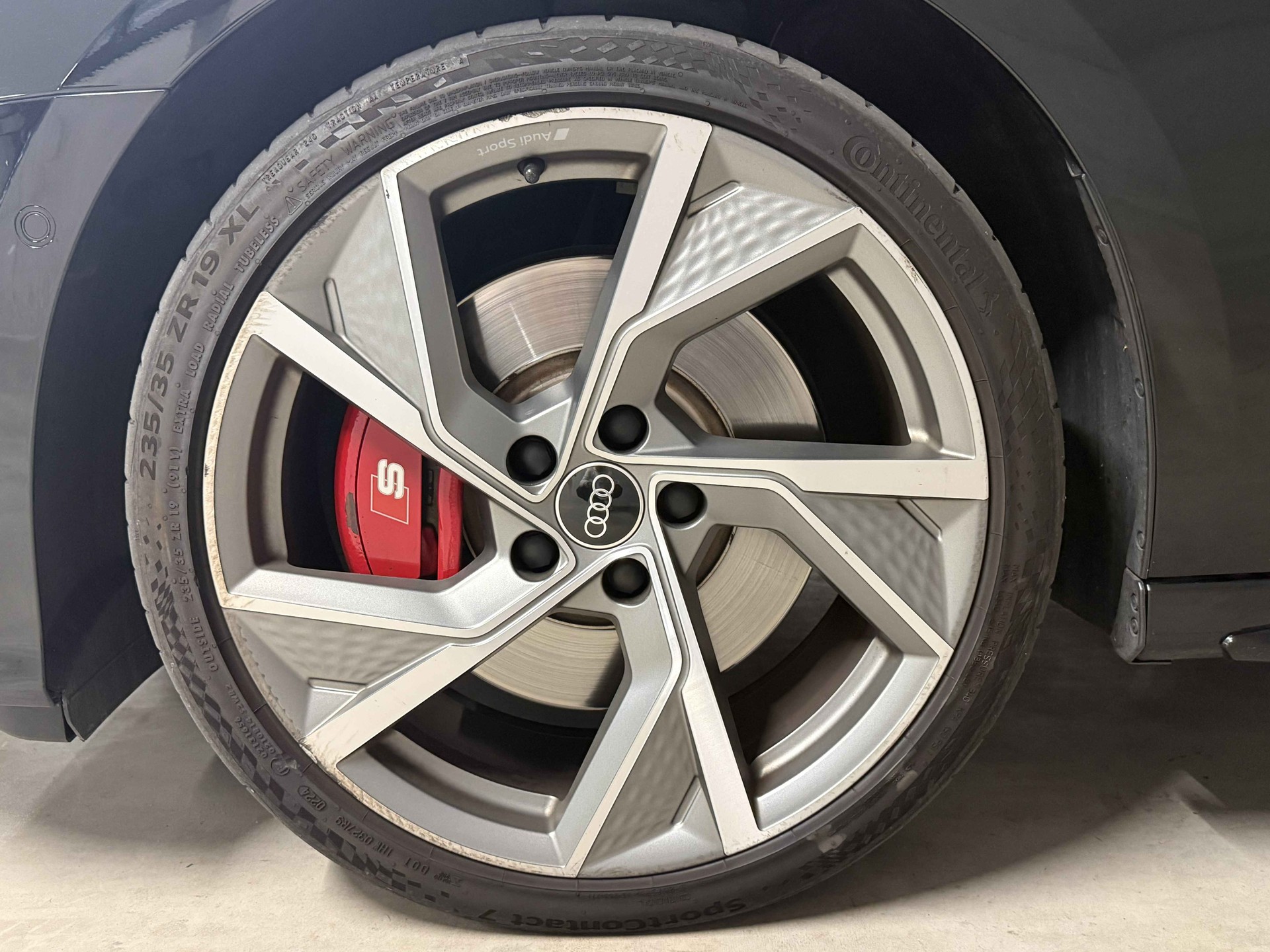 AUDI S3 Limousine 2.0 TFSI quattro S-tronic-image-16
