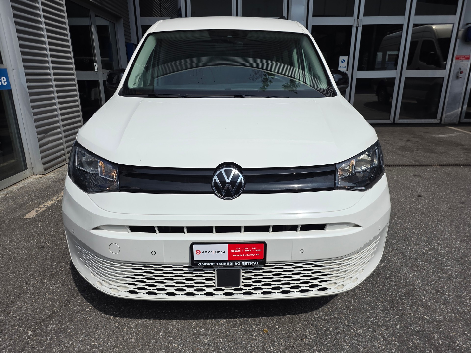 VW Caddy 2.0 TDI Liberty DSG-image-1