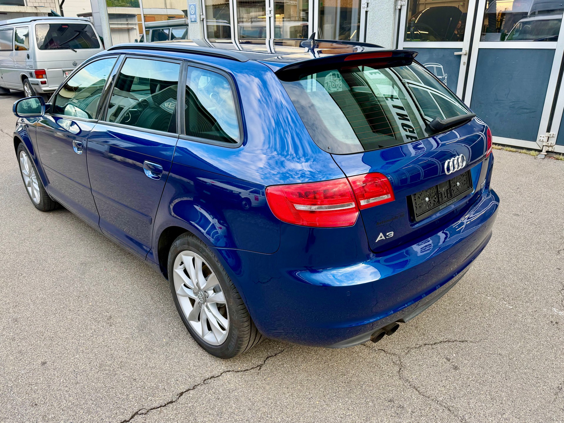AUDI A3 Sportback 2.0 TFSI Ambiente quattro S-tronic-image-1