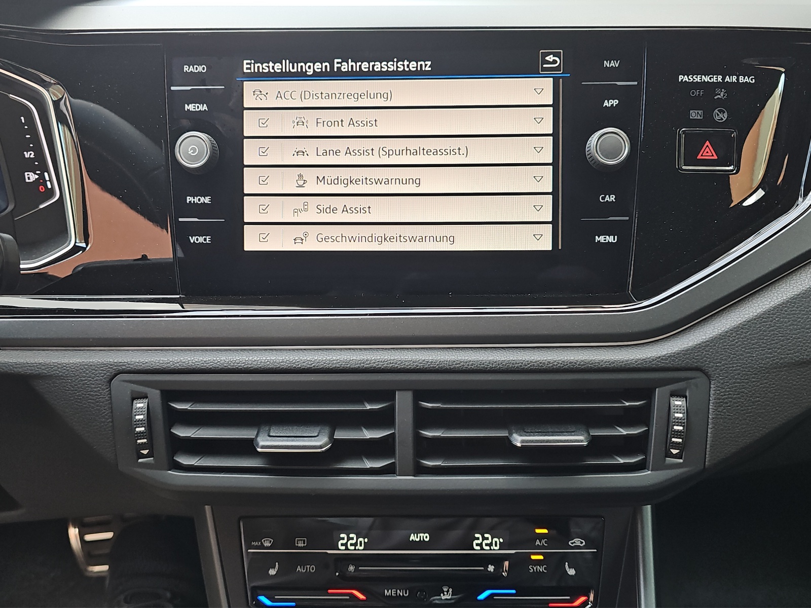 VW Polo 1.0 TSI R-Line DSG-image-15
