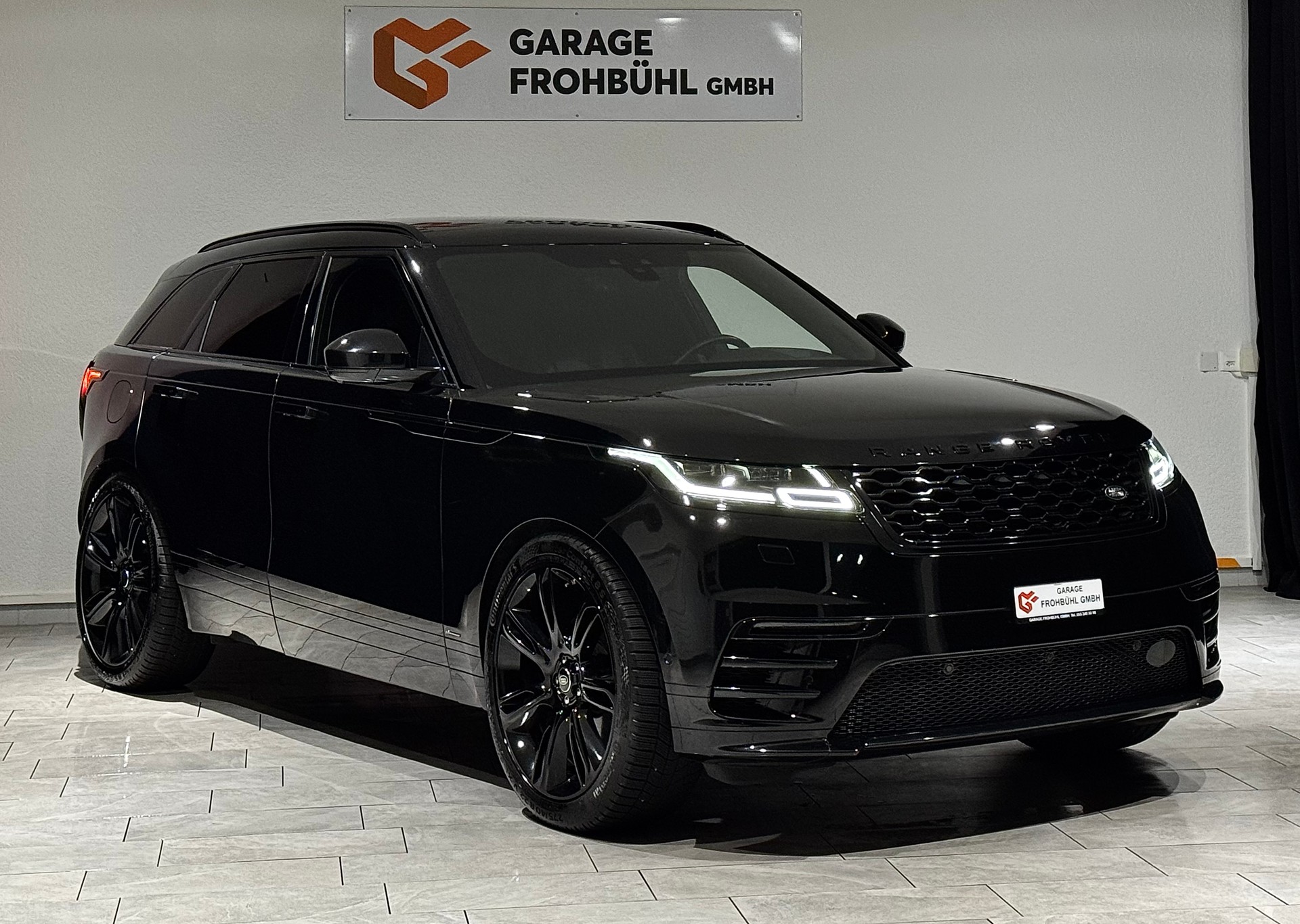 LAND ROVER Range Rover Velar R-Dynamic P 300 HSE Automatic-image-1