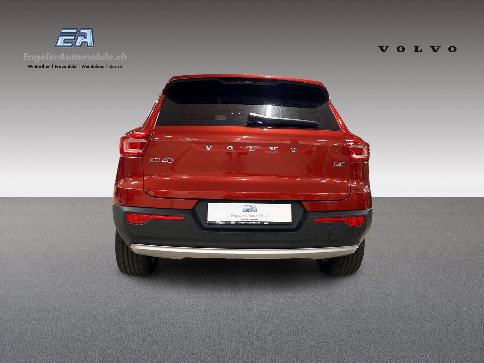 VOLVO XC40 2.0 T4 Momentum AWD-image-4