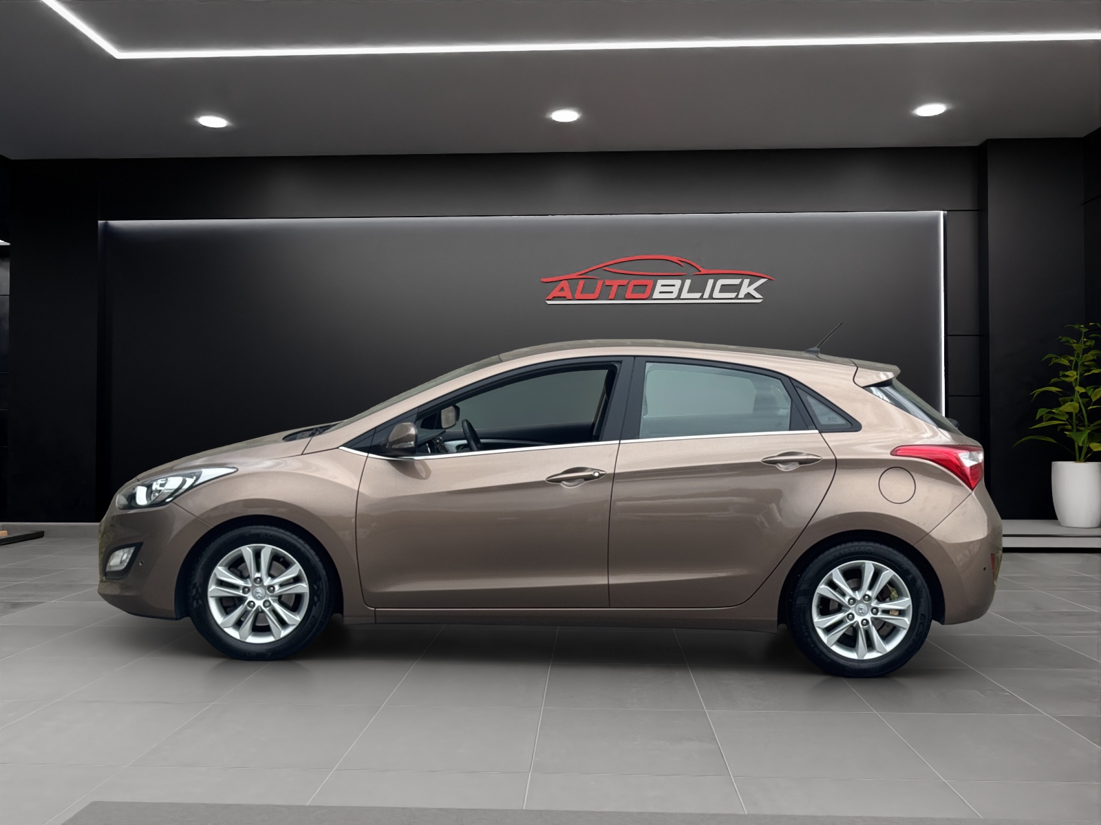 HYUNDAI i30 1.6 GDI Style Hyundai i30 1.6-Benzin – Top gepflegt, frisch ab MFK & Service . Garantie .-image-5