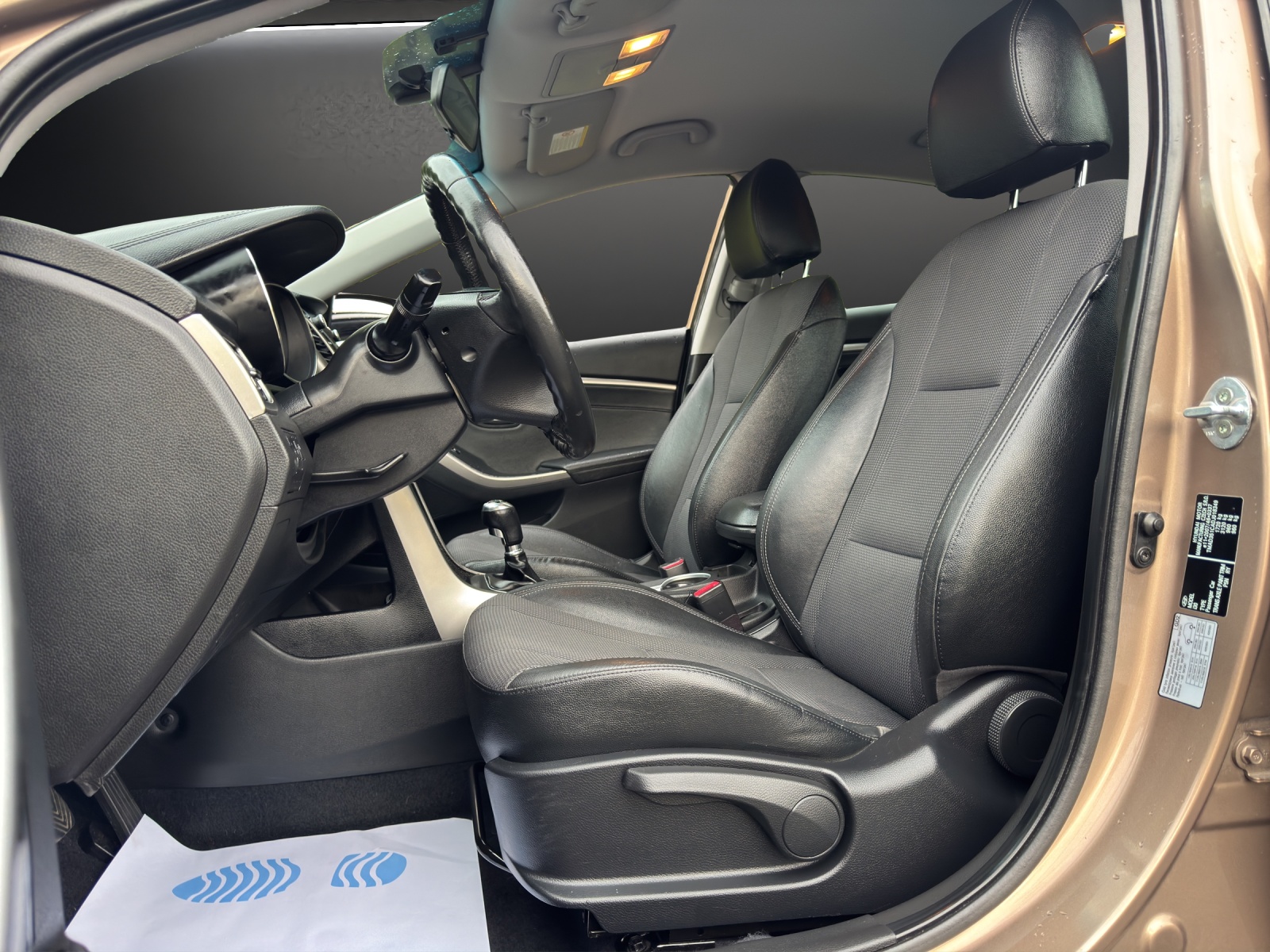 HYUNDAI i30 1.6 GDI Style Hyundai i30 1.6-Benzin – Top gepflegt, frisch ab MFK & Service . Garantie .-image-7