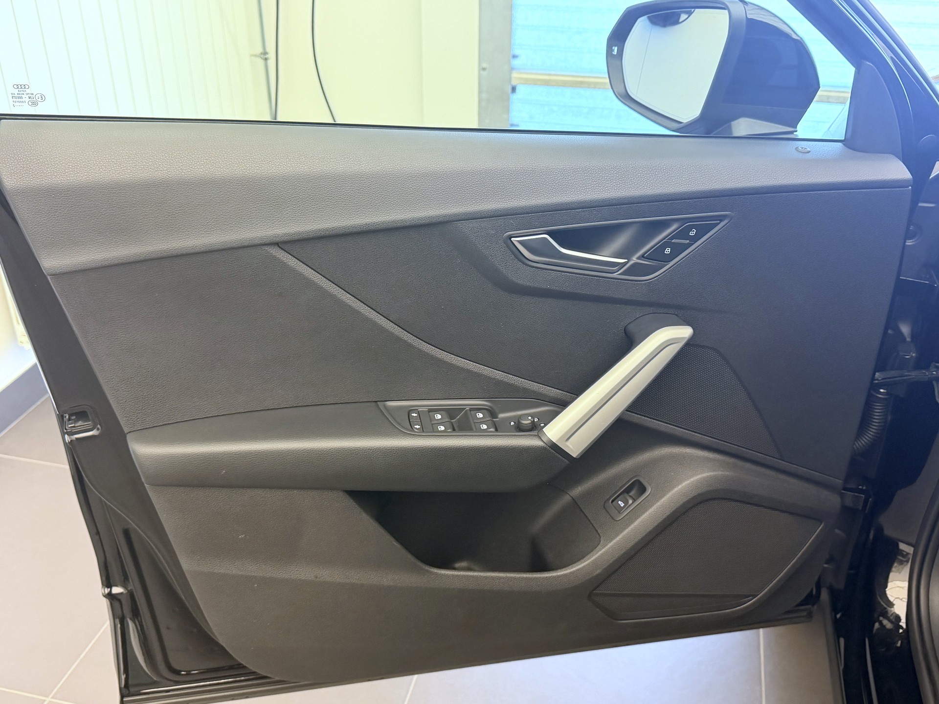 AUDI Q2 35 TFSI S-tronic-image-3