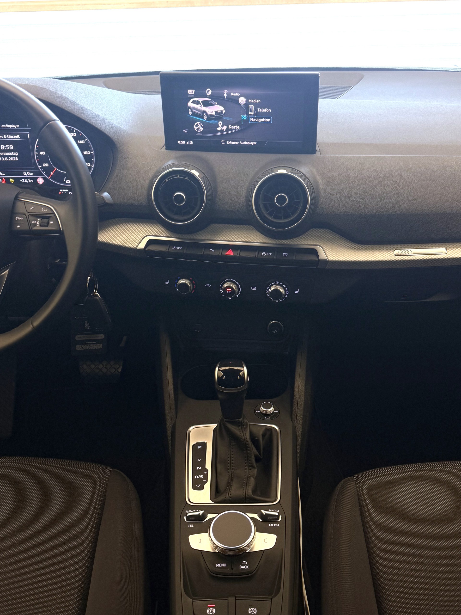 AUDI Q2 35 TFSI S-tronic-image-9