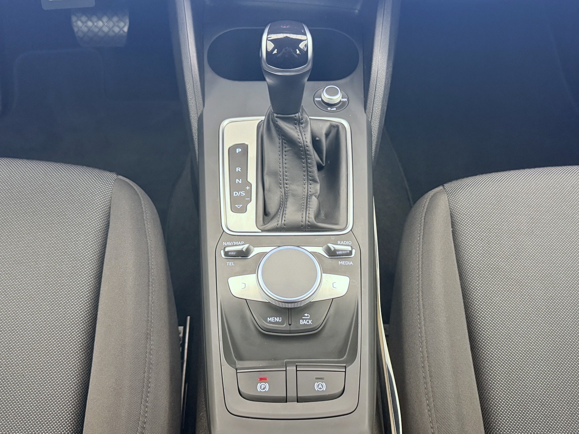 AUDI Q2 35 TFSI S-tronic-image-10