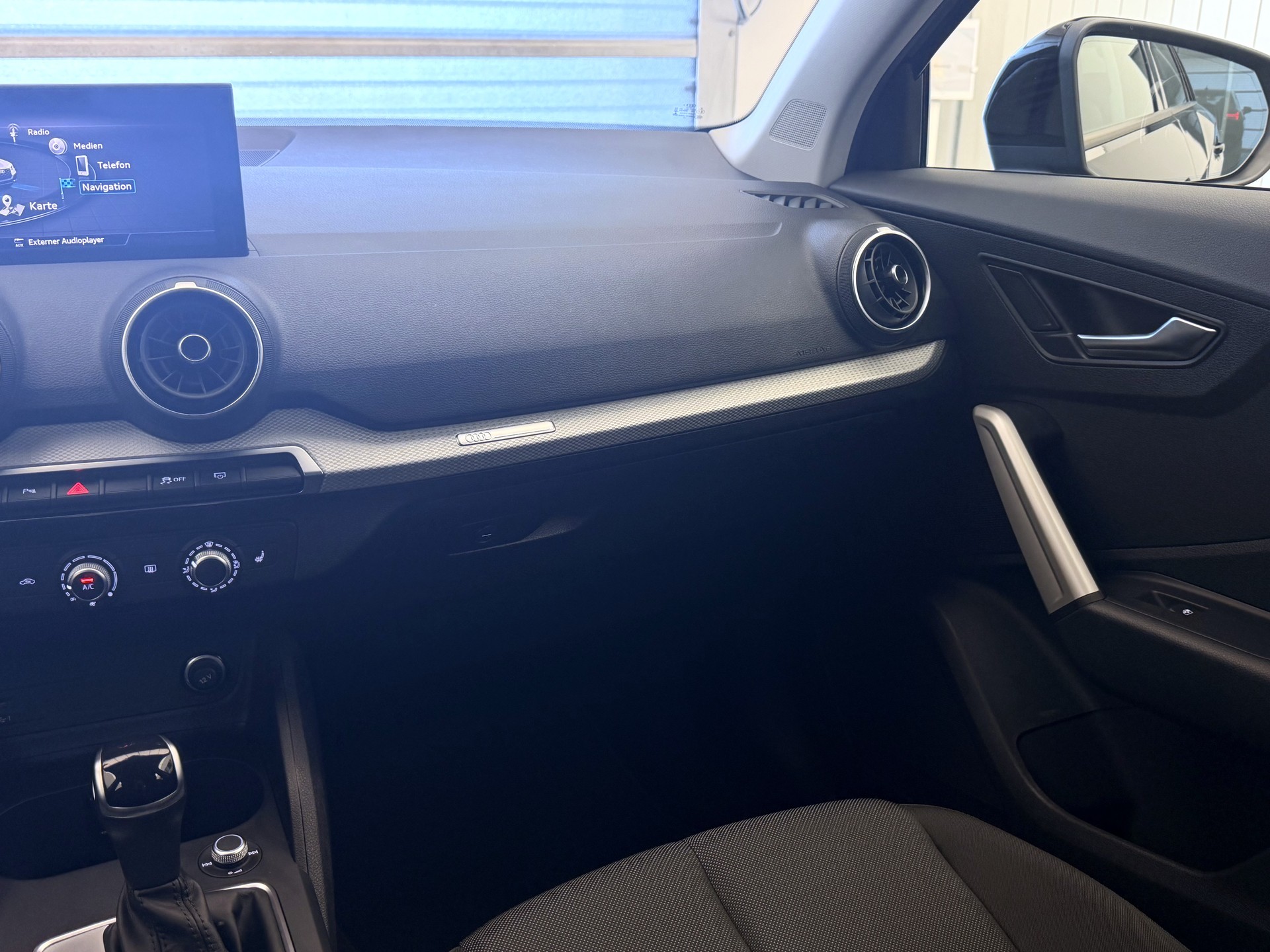 AUDI Q2 35 TFSI S-tronic-image-13