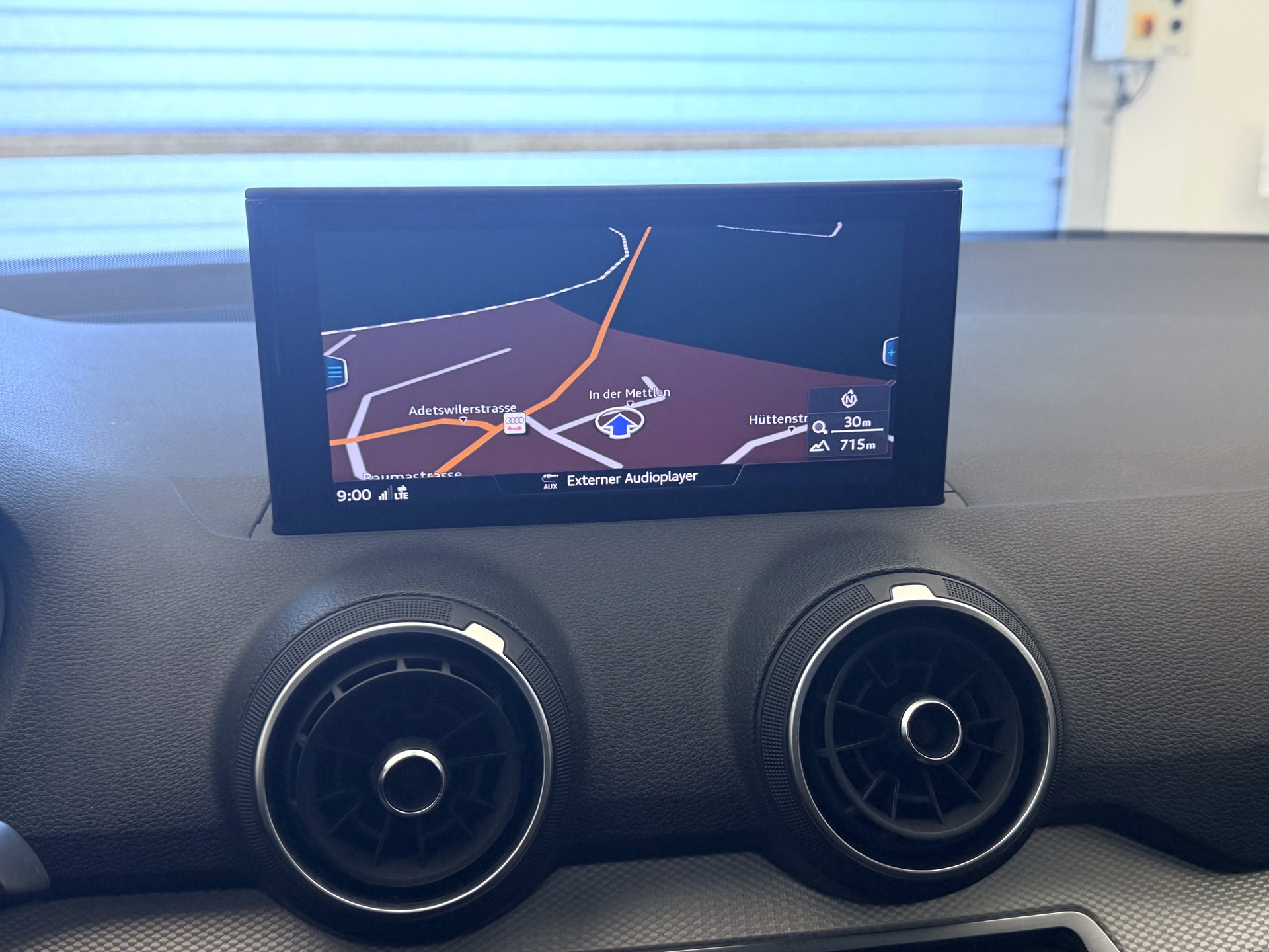 AUDI Q2 35 TFSI S-tronic-image-12