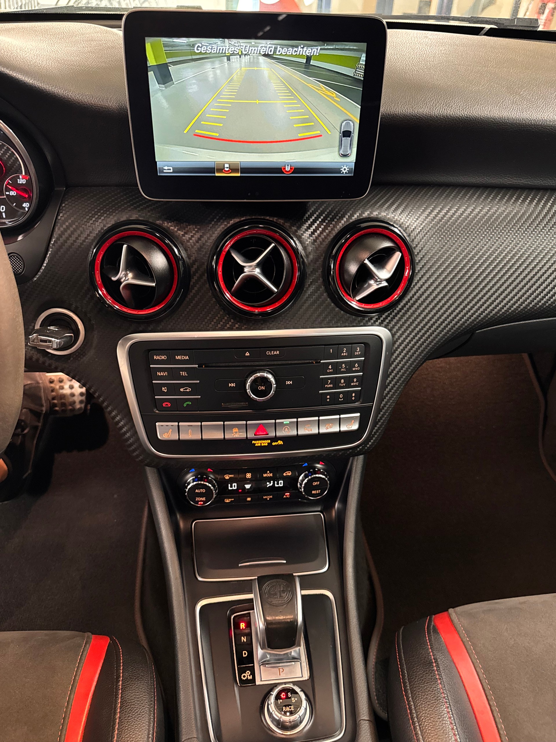 MERCEDES-BENZ A 45 AMG 4Matic Speedshift 7G-DCT-image-12