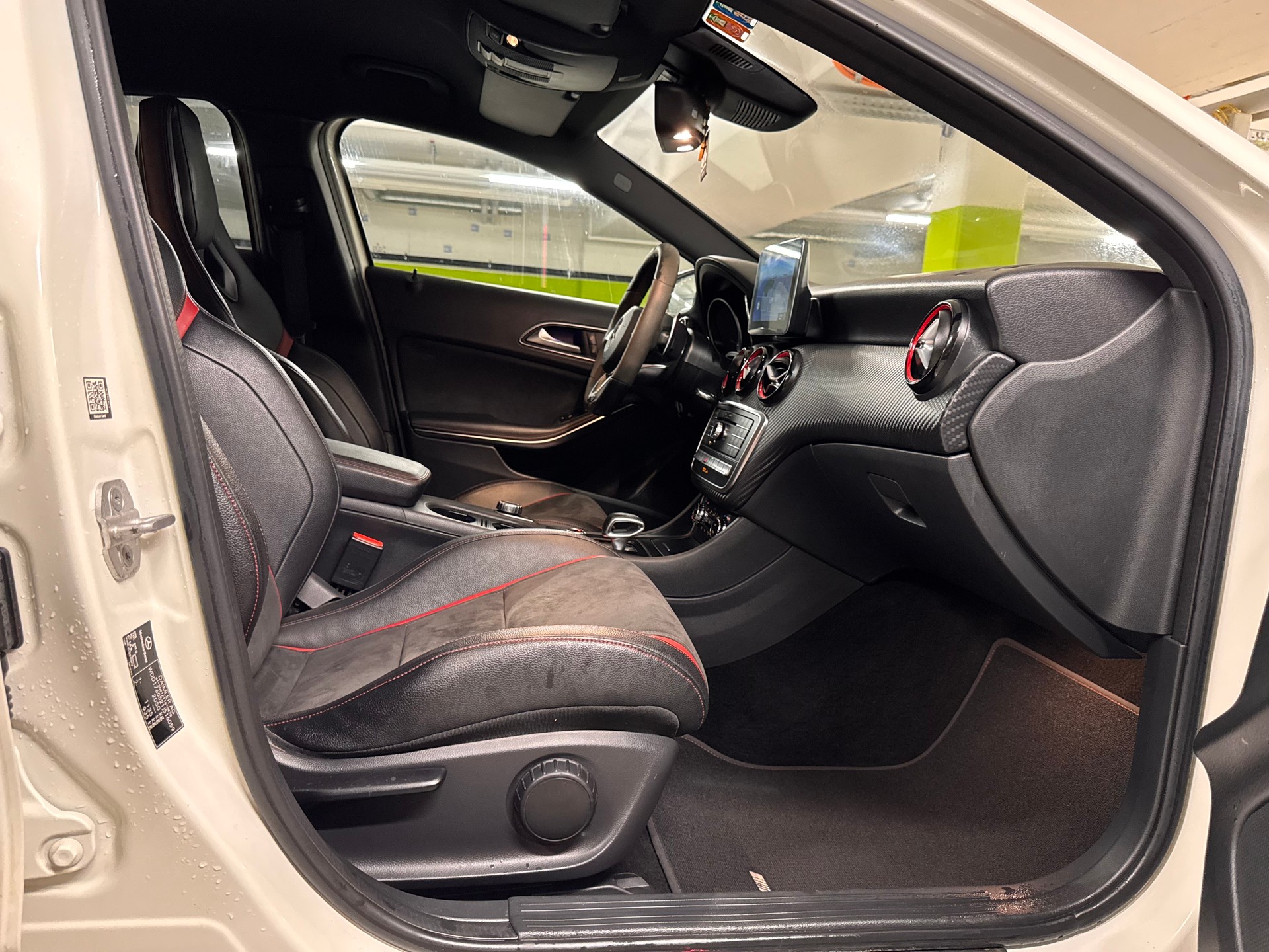 MERCEDES-BENZ A 45 AMG 4Matic Speedshift 7G-DCT-image-9
