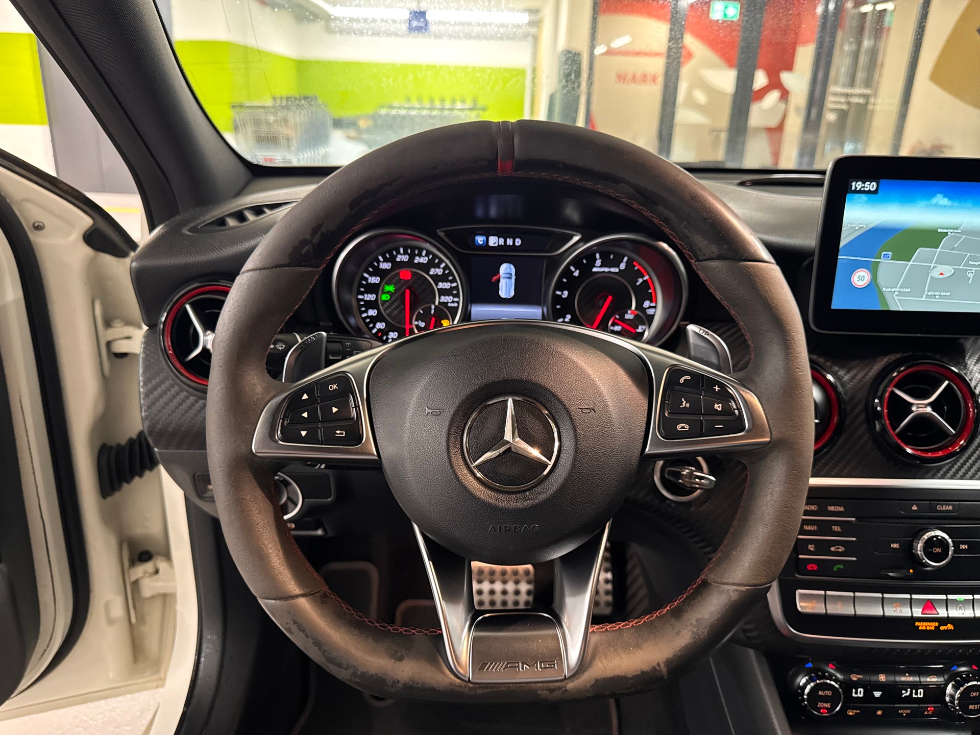 MERCEDES-BENZ A 45 AMG 4Matic Speedshift 7G-DCT-image-11