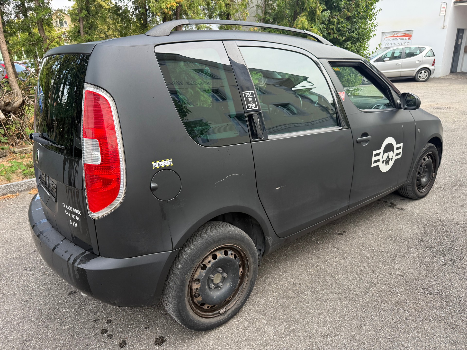 SKODA Roomster 1.6 Elegance-image-6
