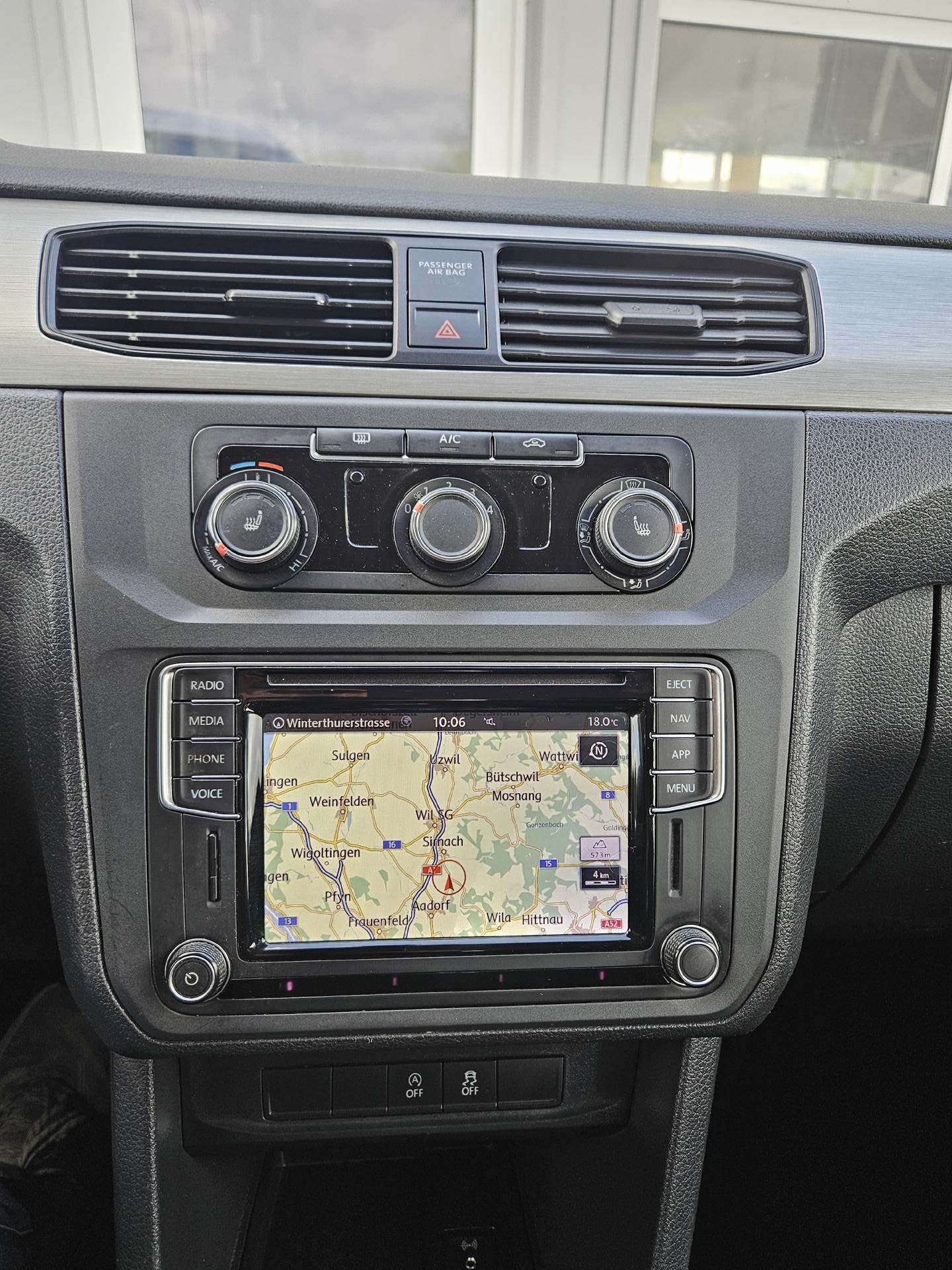 VW Caddy Maxi 2.0 TDI Trendline * Frisch ab MFK * Frisch ab Service * Navi * Sitzheizung * Tempomat *-image-10