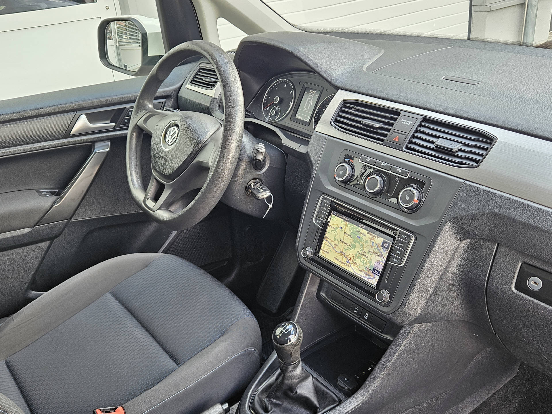 VW Caddy Maxi 2.0 TDI Trendline * Frisch ab MFK * Frisch ab Service * Navi * Sitzheizung * Tempomat *-image-11