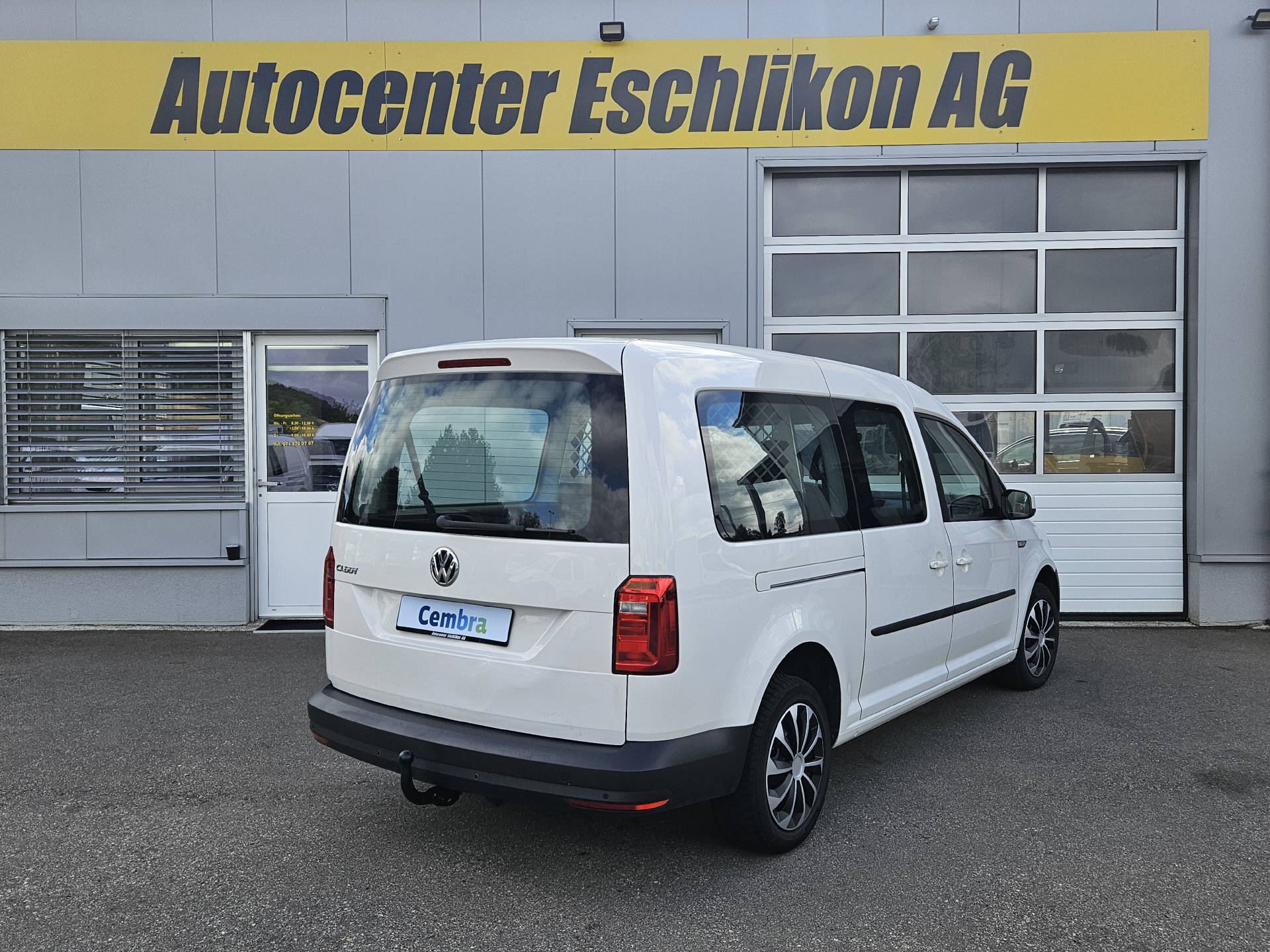 VW Caddy Maxi 2.0 TDI Trendline * Frisch ab MFK * Frisch ab Service * Navi * Sitzheizung * Tempomat *-image-5