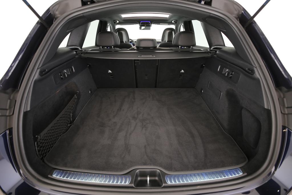 MERCEDES-BENZ GLC 300 AMG Line 4matic-image-11