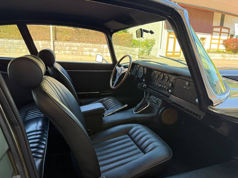 JAGUAR E-Type 4.2 SerieII-image-5