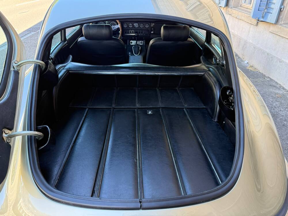 JAGUAR E-Type 4.2 SerieII-image-11