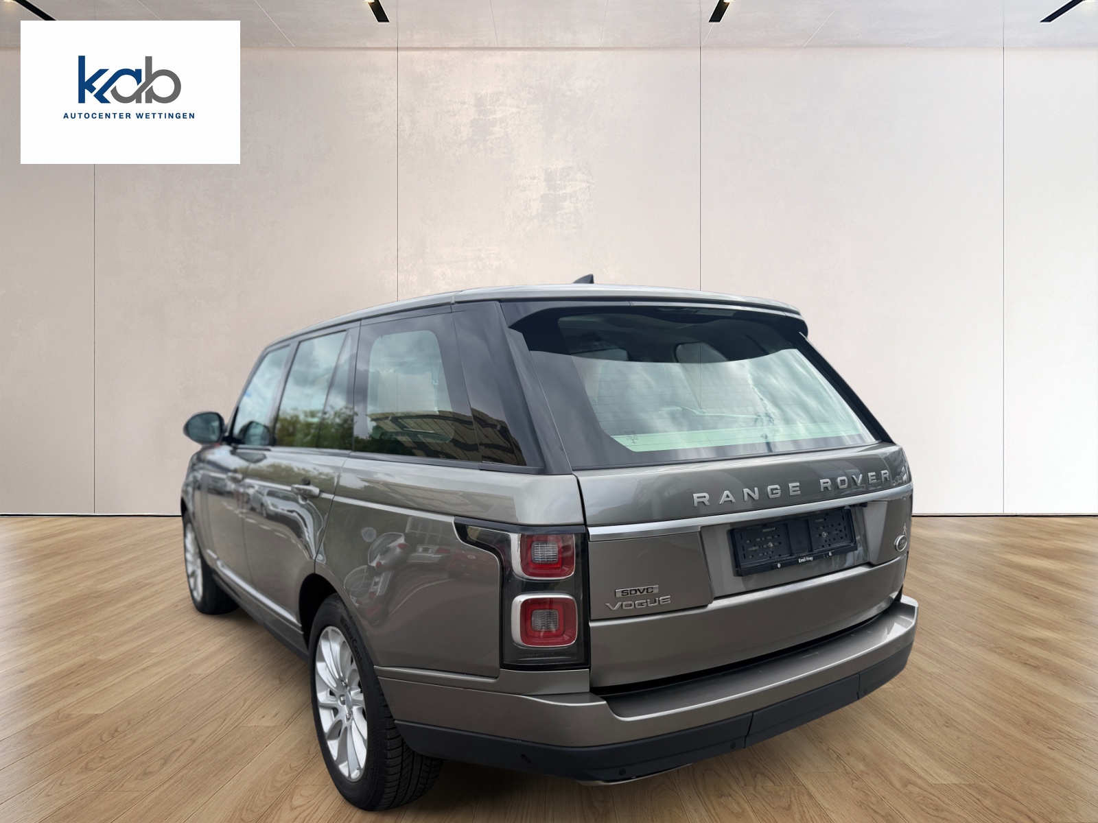 LAND ROVER Range Rover 4.4 SDV8 Vogue Automatic-image-6
