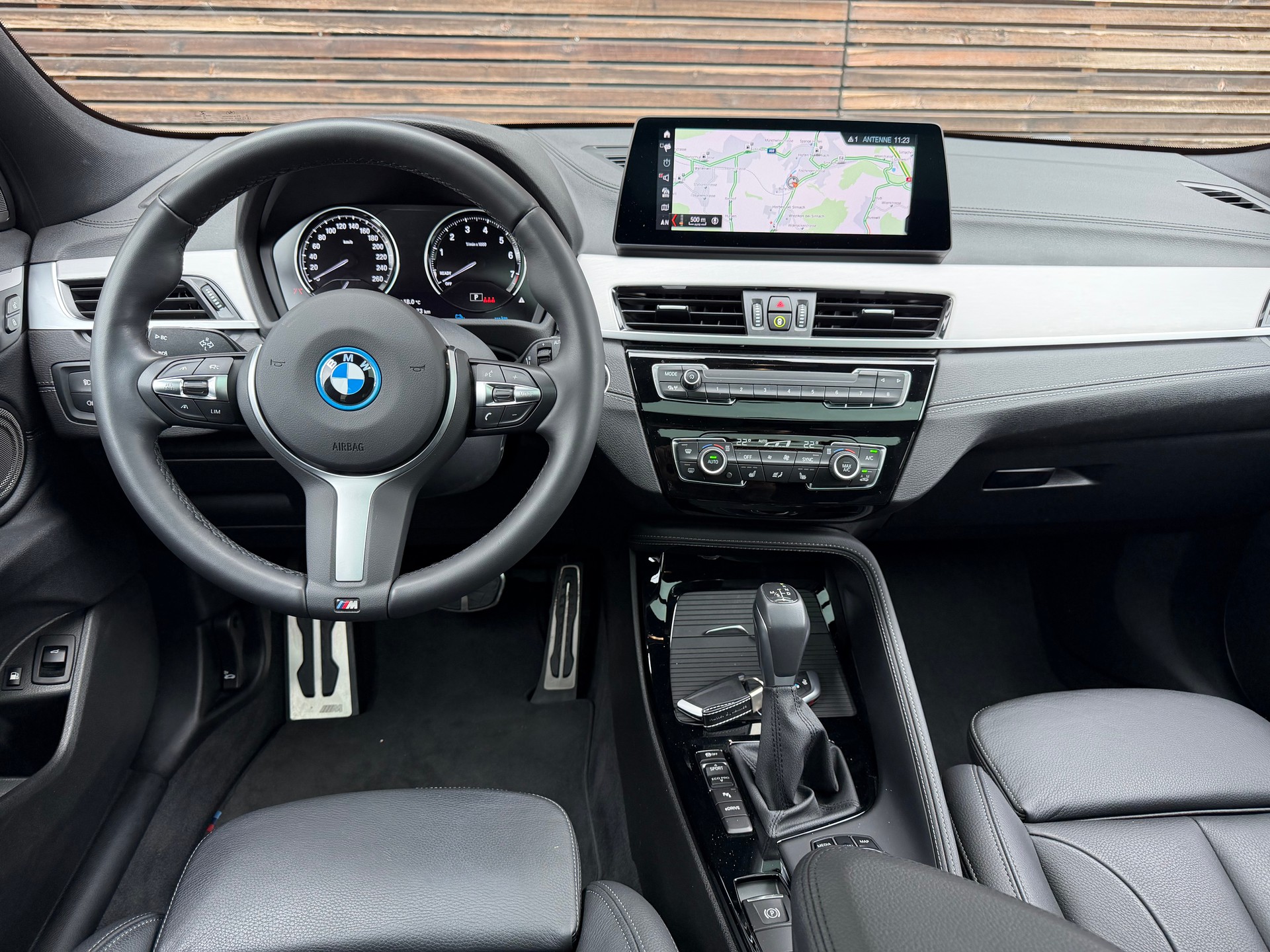 BMW X2 xDrive 25e M Sport Steptronic-image-8