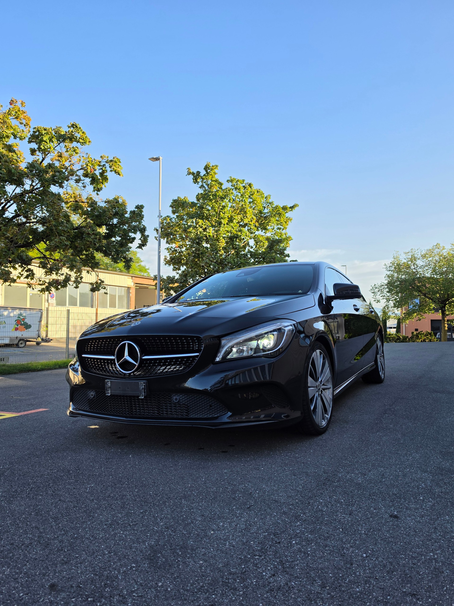 MERCEDES-BENZ CLA Shooting Brake 200 Night Star 7G-DCT-image-6