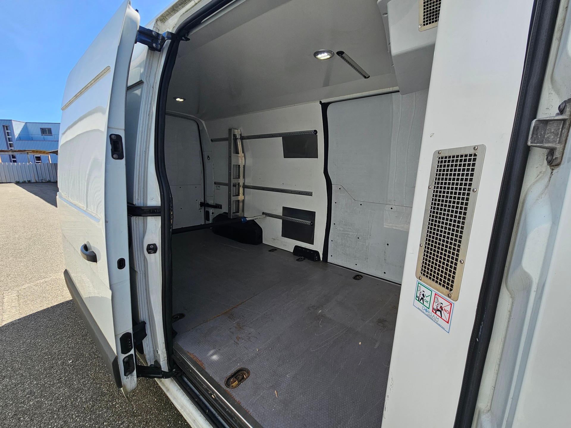 OPEL Movano 2.3 CDTI 3.5t L3H2-image-11