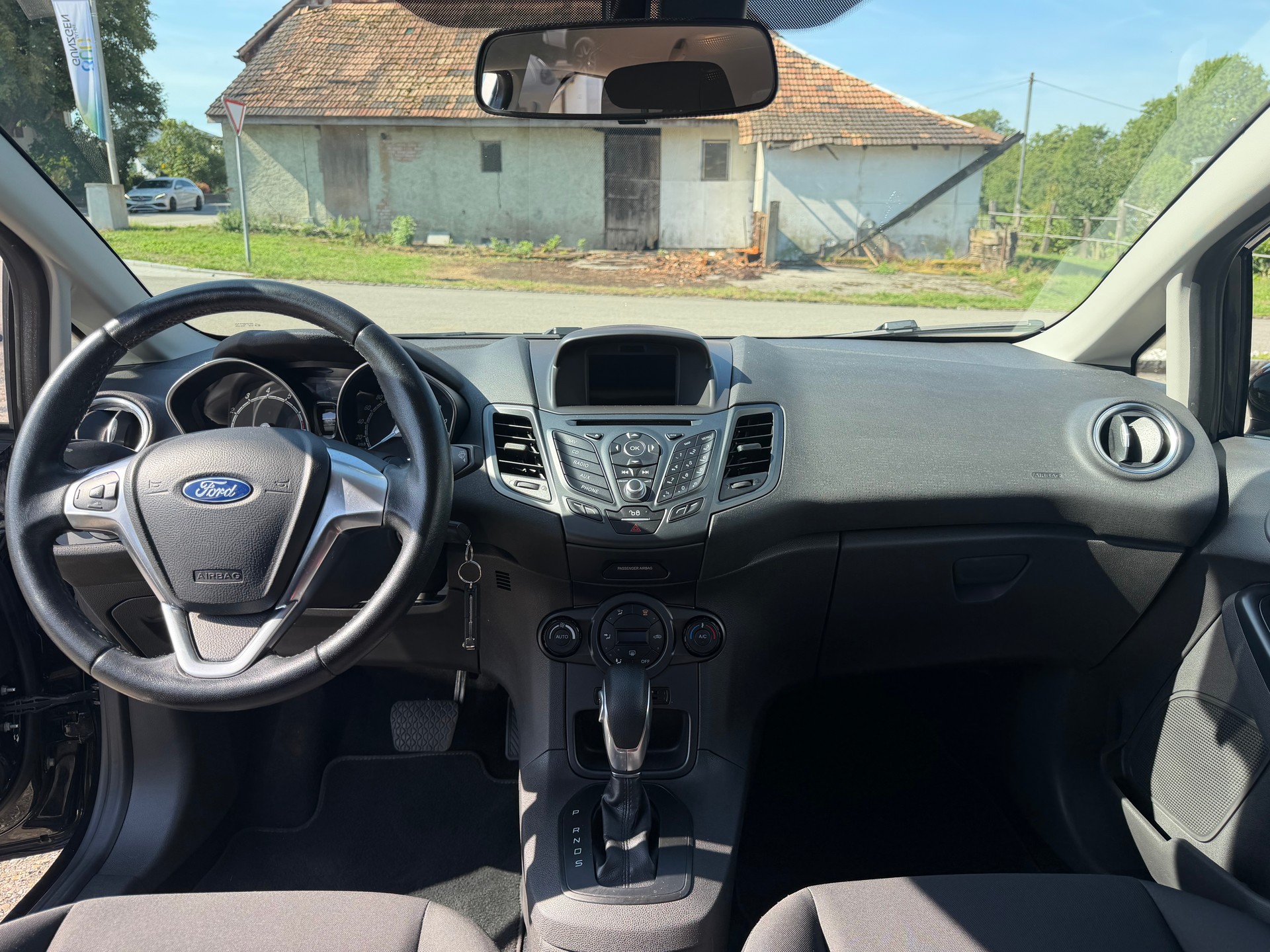 FORD Fiesta 1.0 SCTi Trend PowerShift-image-13