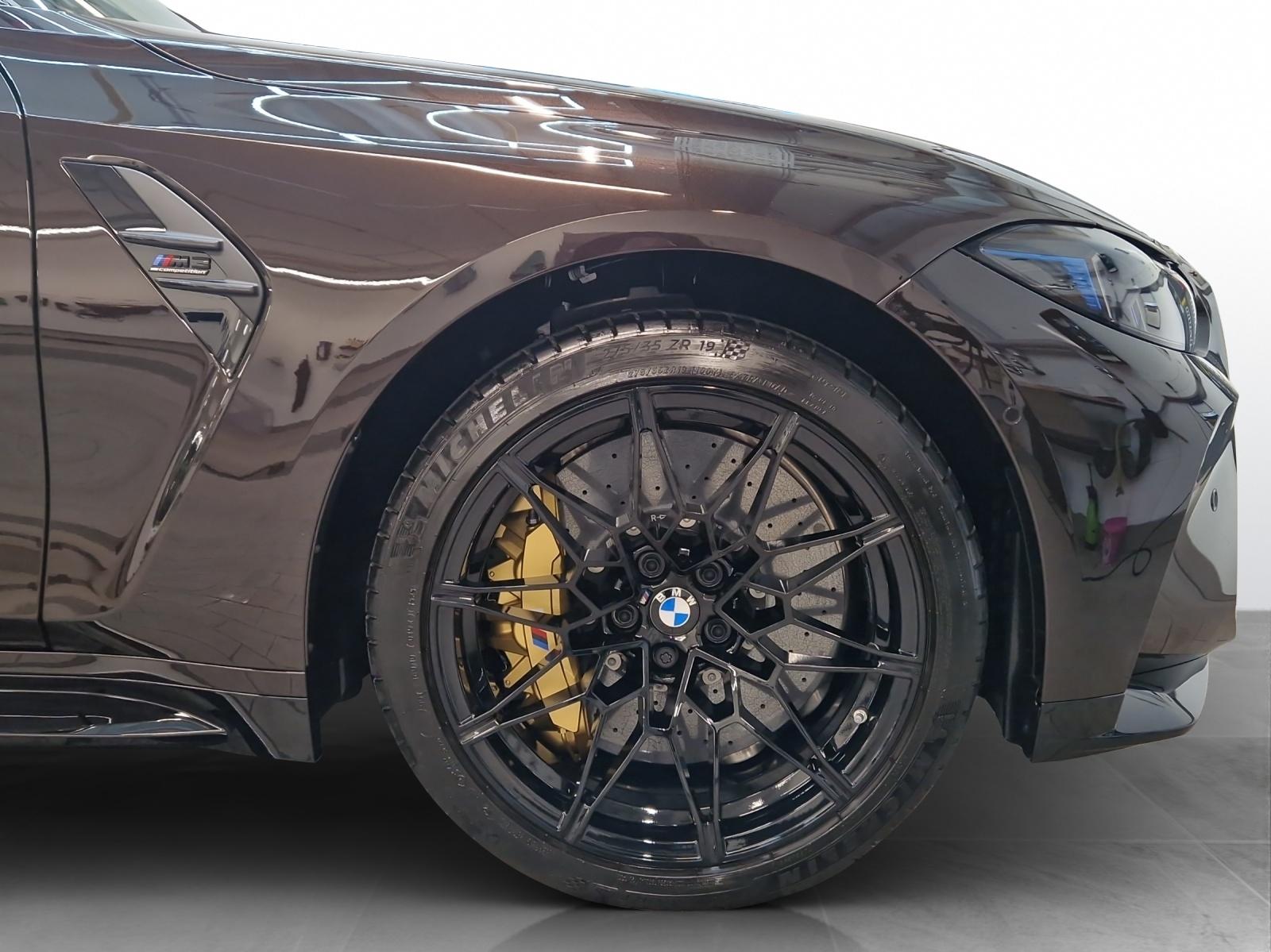 BMW M3 Competition M xDrive Touring-image-7