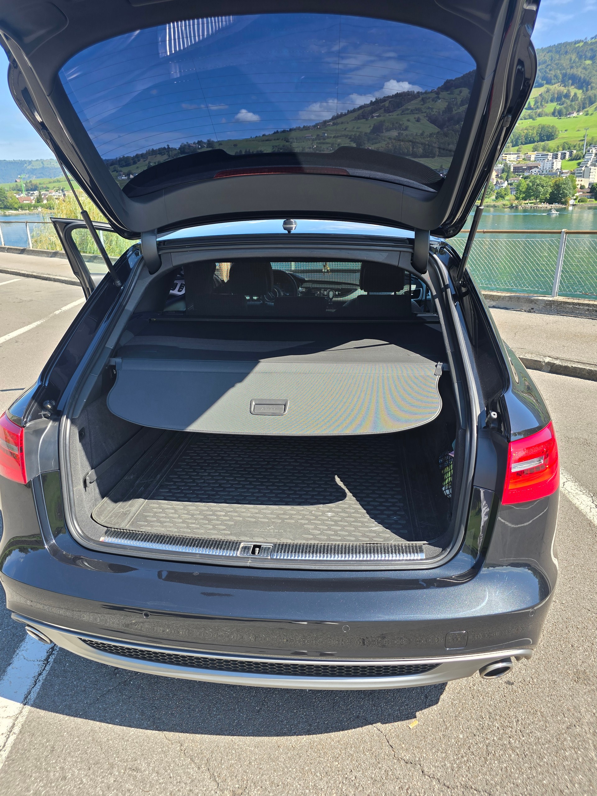 AUDI 3.0 V6 TDI 245 quattro S-Tr.-image-6
