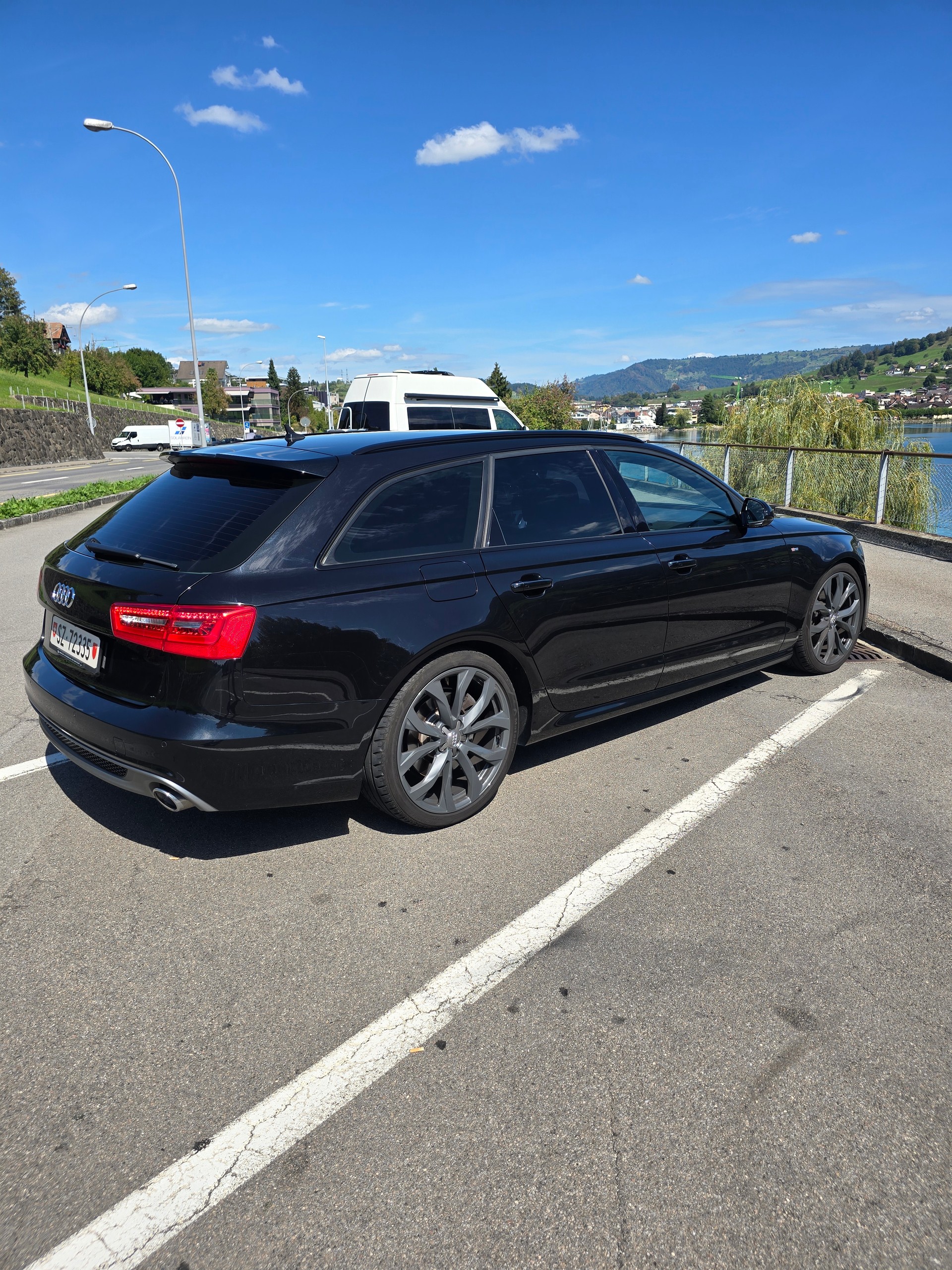 AUDI 3.0 V6 TDI 245 quattro S-Tr.-image-3