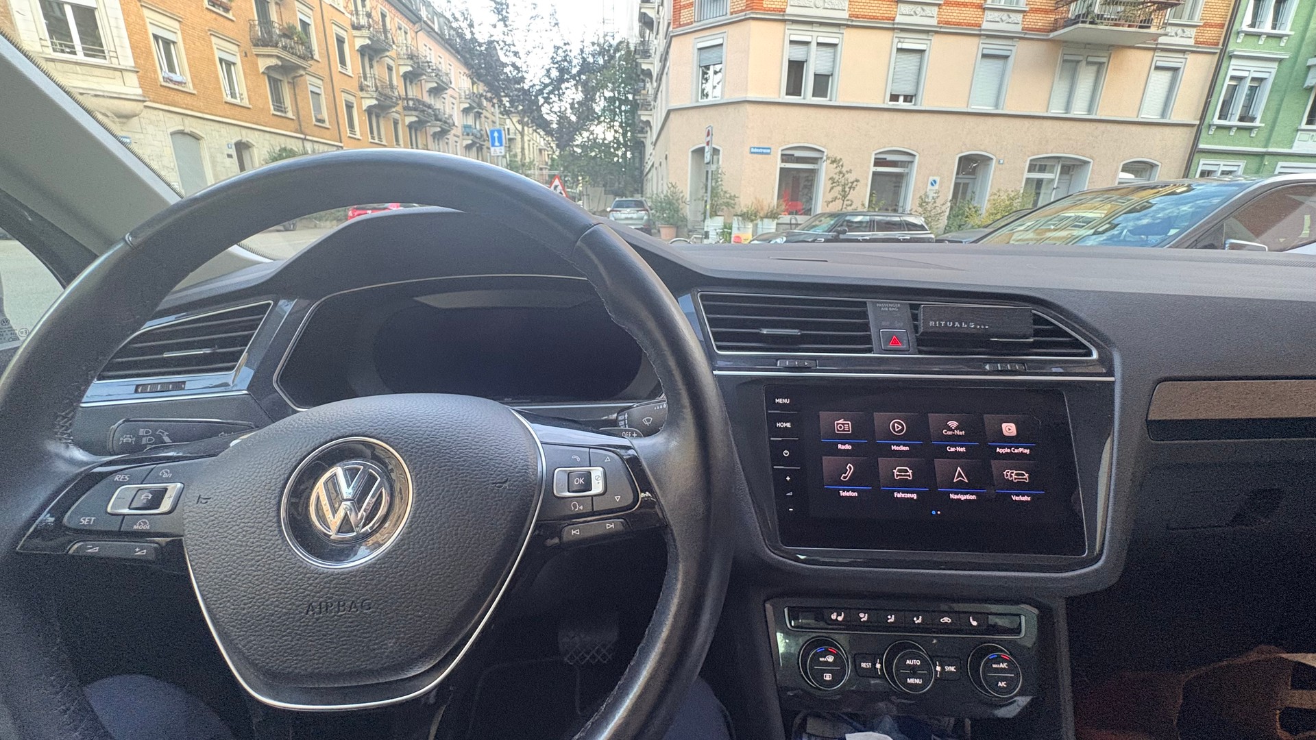 VW 2.0 TDI SCR Highline DSG-image-2