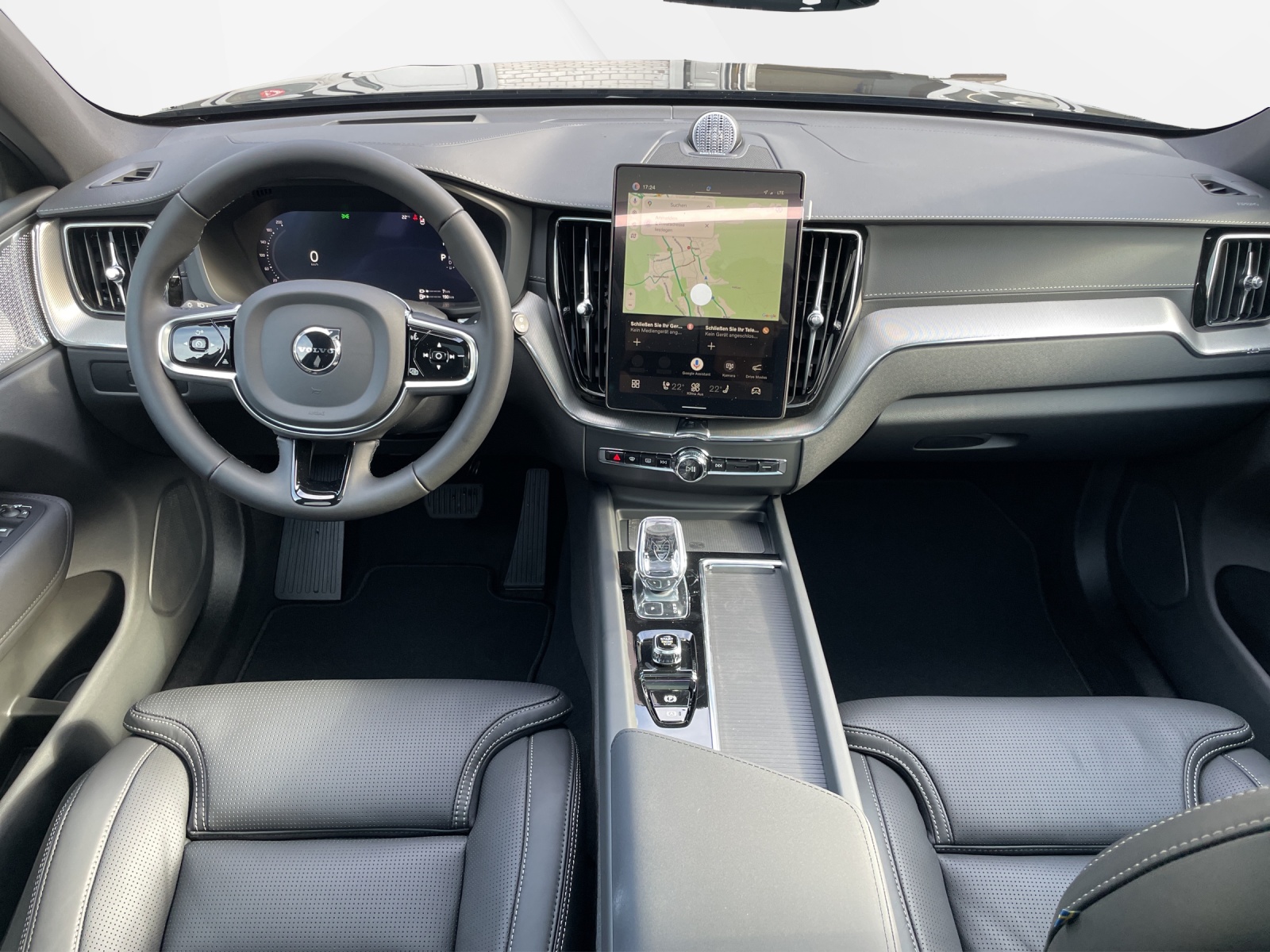 VOLVO XC60 2.0 T6 TE Black Edition eAWD-image-10