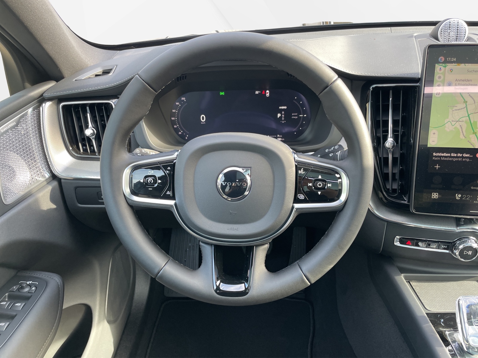 VOLVO XC60 2.0 T6 TE Black Edition eAWD-image-11