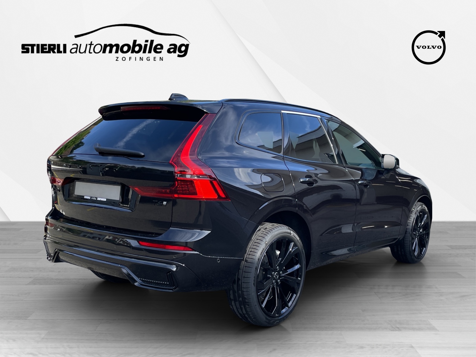 VOLVO XC60 2.0 T6 TE Black Edition eAWD-image-4