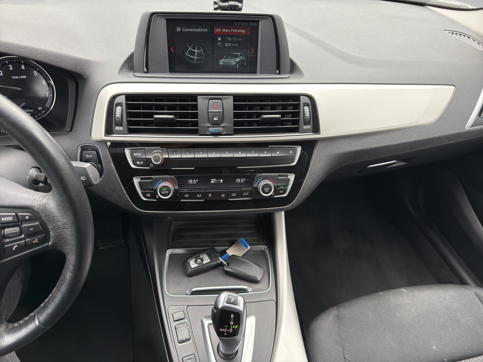 BMW 118i Steptronic-image-11