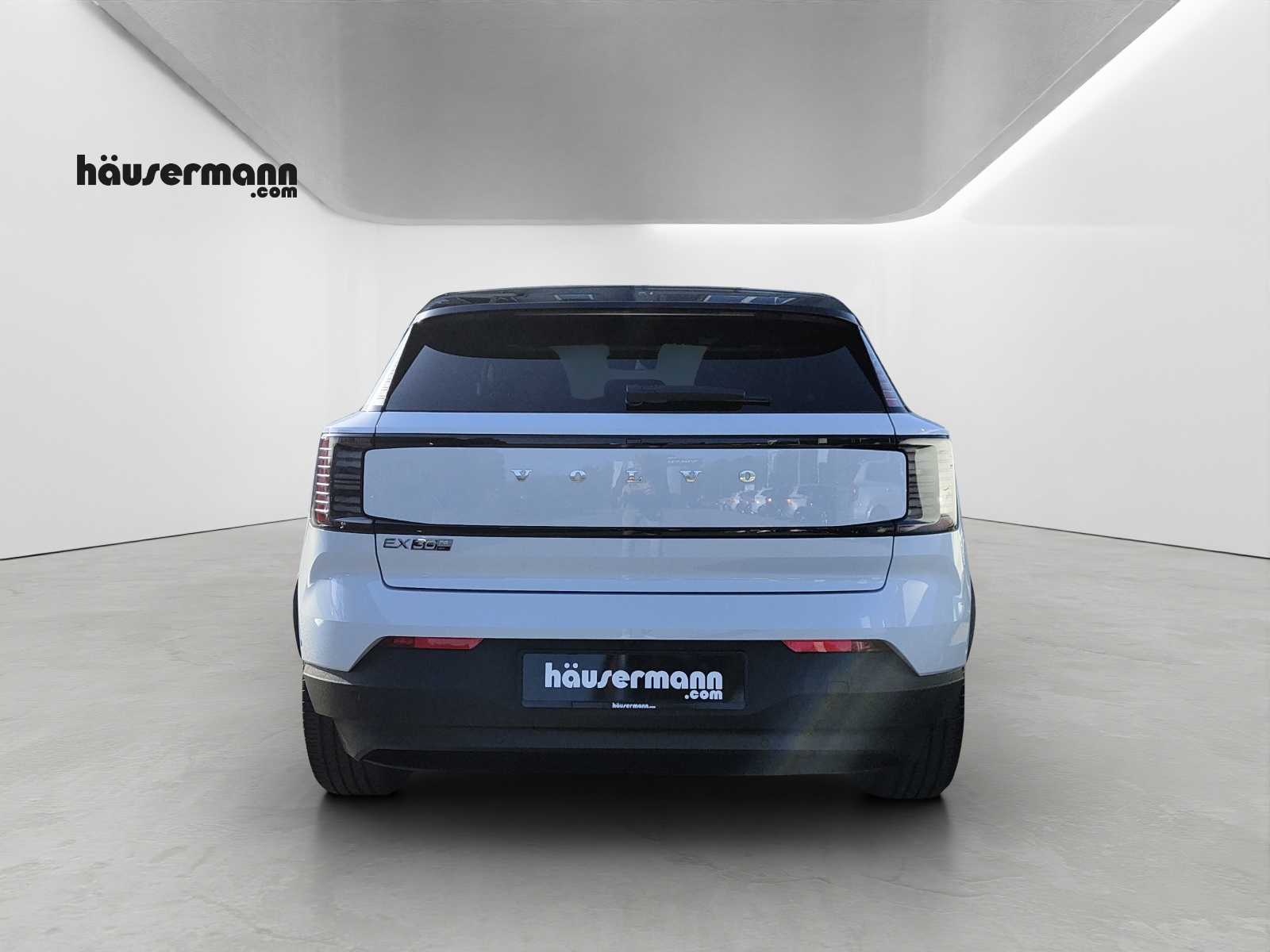 VOLVO EX30 P8 Ultra AWD-image-13