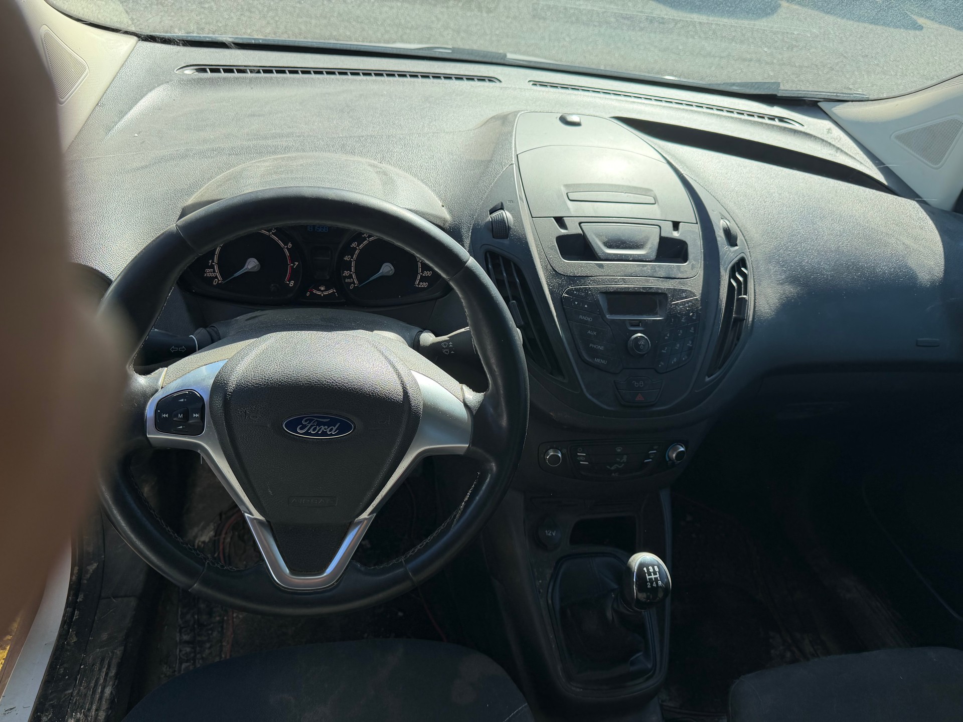 FORD Transit Courier Van 1.0 EcoBoost Ambiente-image-6