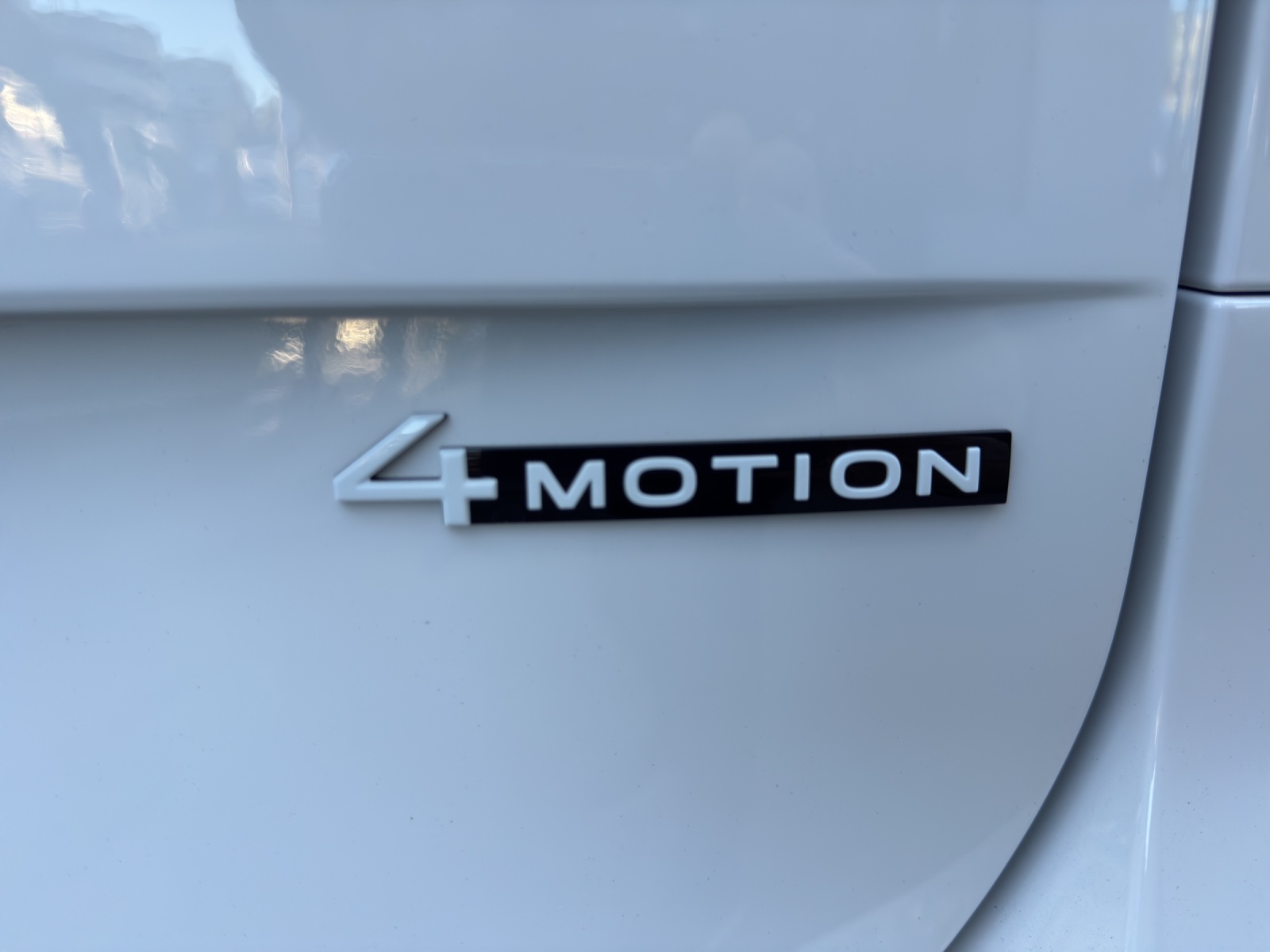 VW ID. Buzz Cargo Pro 4Motion-image-12