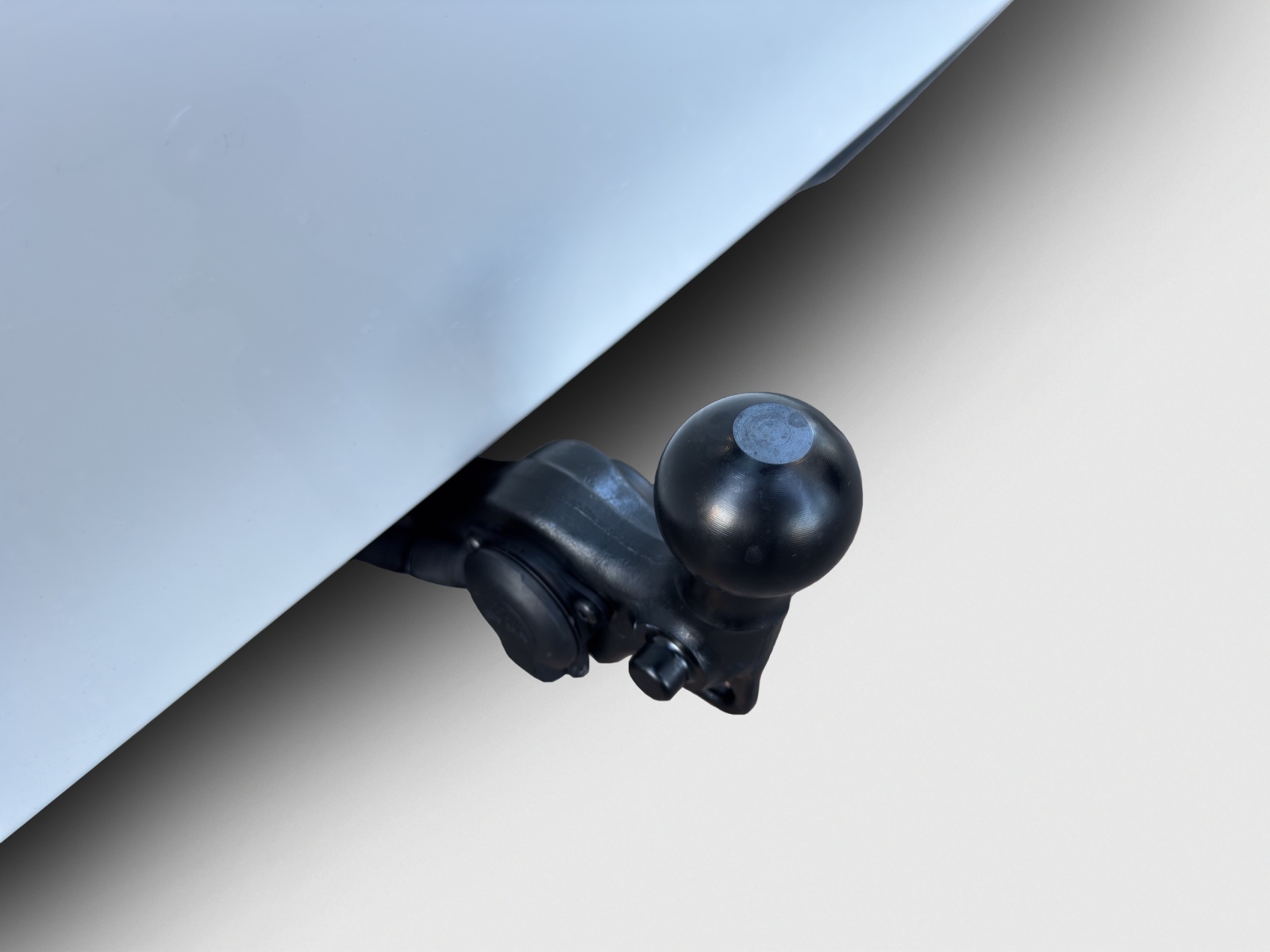 VW ID. Buzz Cargo Pro 4Motion-image-15