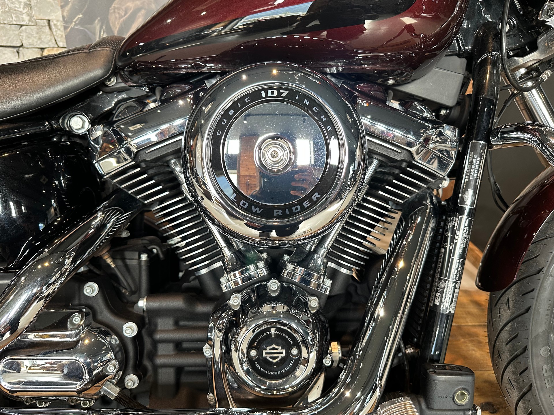HARLEY-DAVIDSON FXLR Low Rider 107 ABS (35KW)-showroom-element-3
