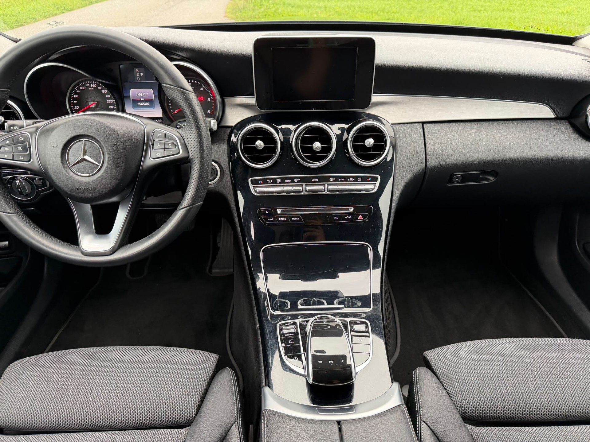 MERCEDES-BENZ C 250 d Swiss Star Avantgarde 4Matic 9G-Tronic-image-10