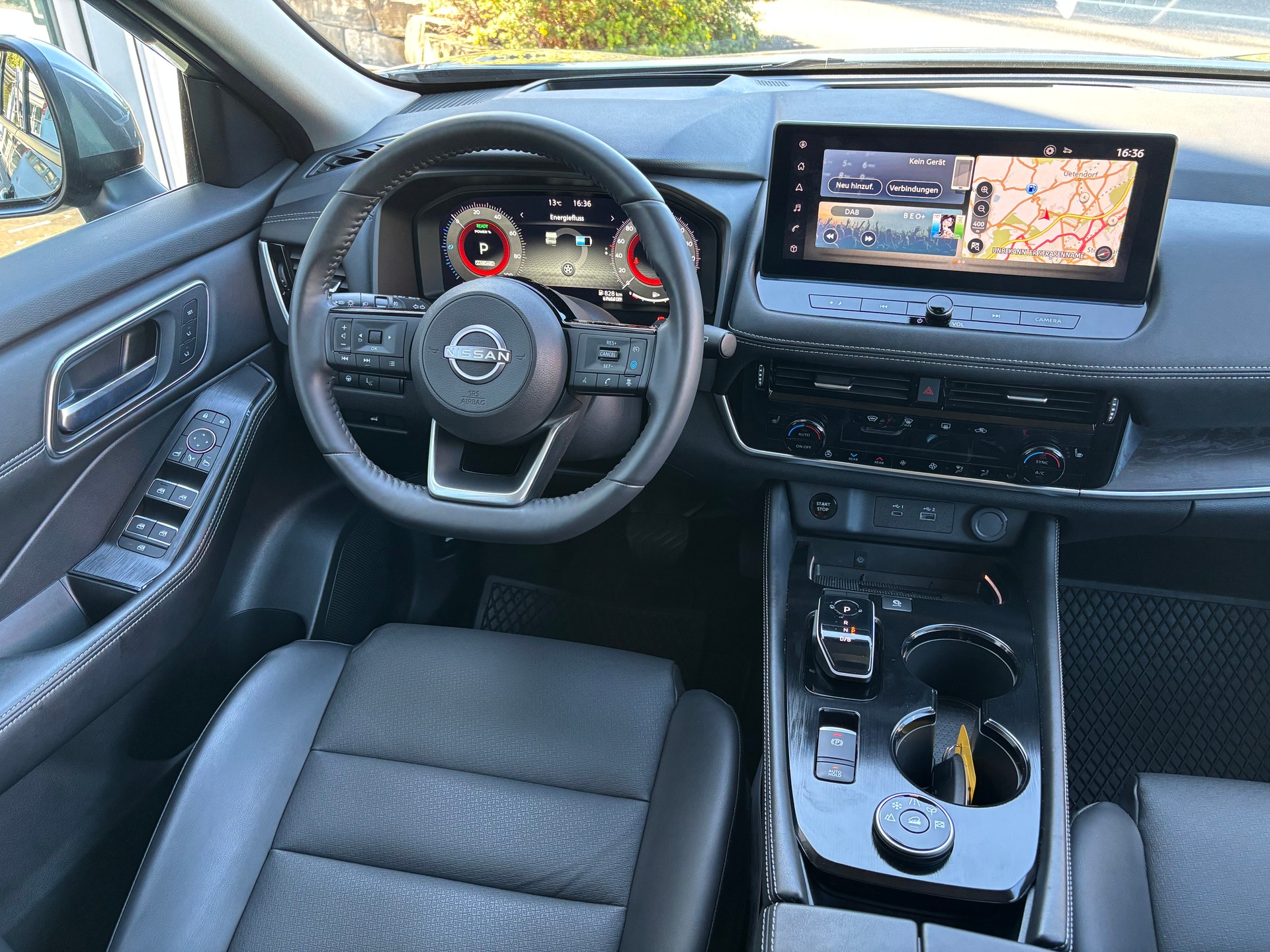 NISSAN X-Trail 1.5e-Pow 4WDTekn-image-6