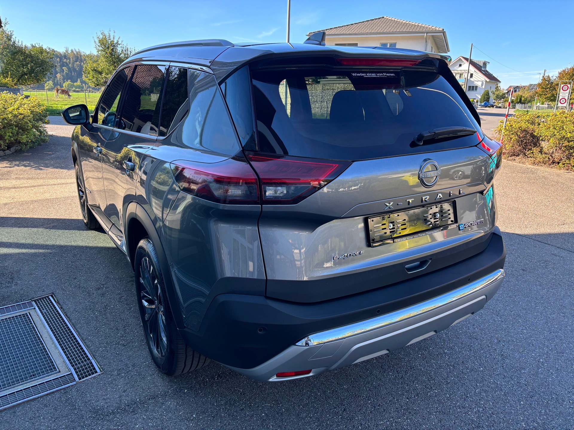 NISSAN X-Trail 1.5e-Pow 4WDTekn-image-2