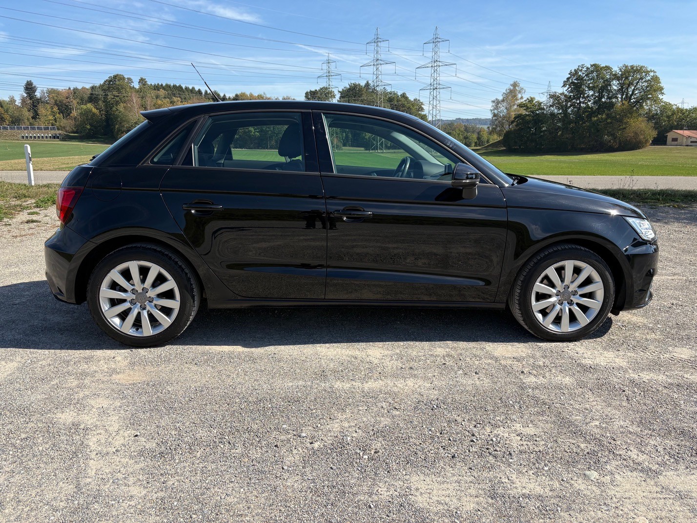 AUDI A1 Sportback 1.4 TFSI-image-3