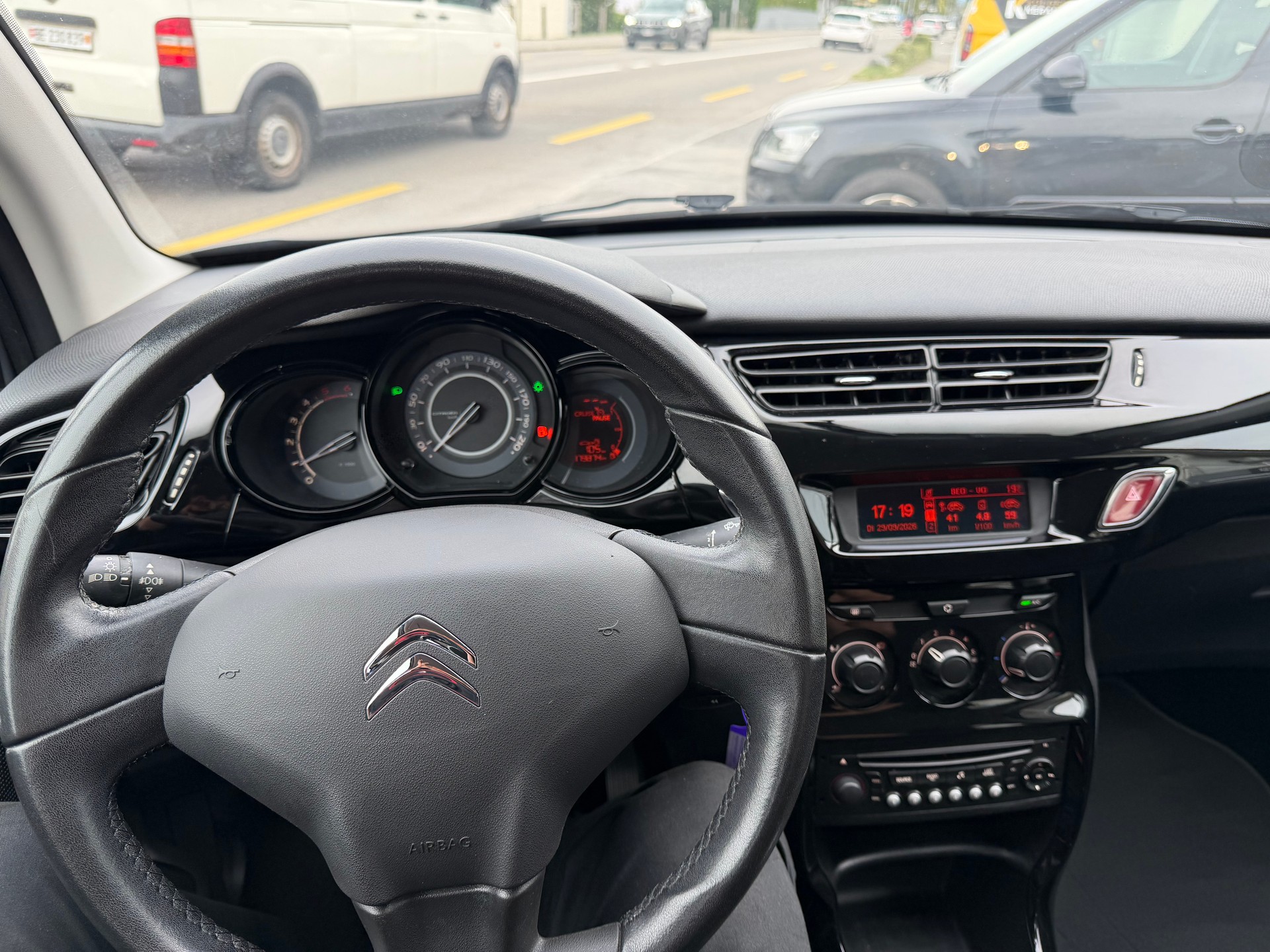 CITROEN C3 1.6HDi-image-5